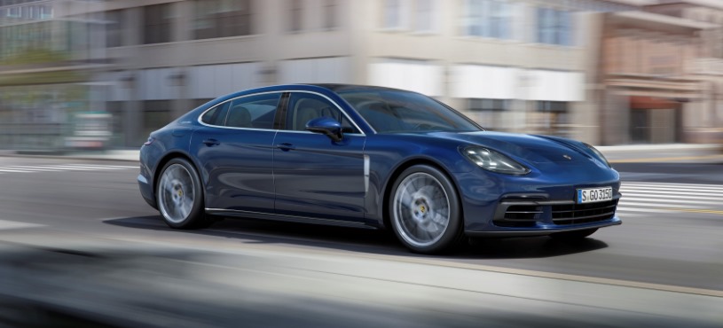 PORSCHE PANAMERA’YA YENİ VERSİYONLAR GELİYOR