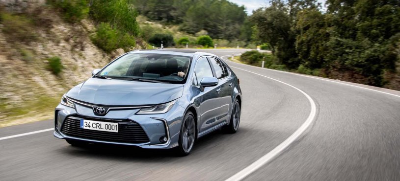 TOYOTA COROLLA SEDAN’A YENİ MOTOR SEÇENEĞİ