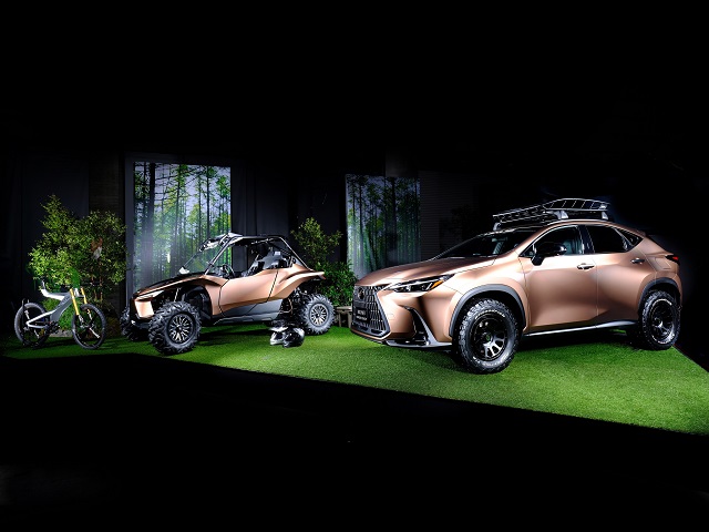 Lexus Tokyo’da çıkarma yaptı!