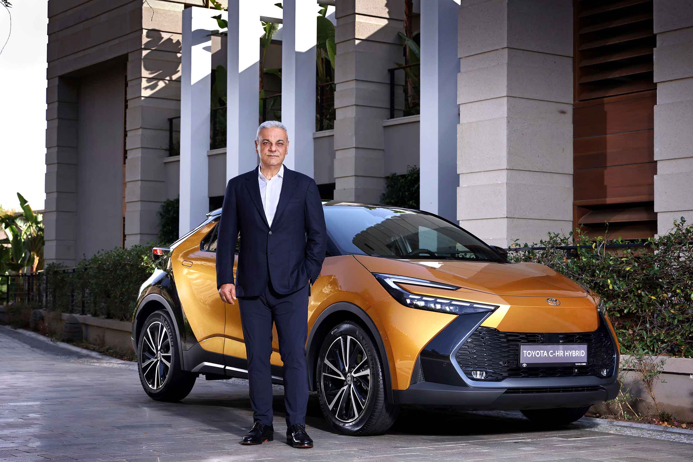 Toyota C-HR Türkiye'de satışa sunuldu!